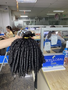 Vente de Kinmade Raw Cuticule Humaine Vietnamienne Alignée Couleur Noire Pixie Curly Tape In Extensions de Cheveux - Product Image 2