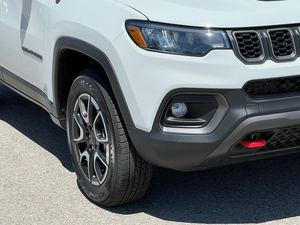 Jeep Compass Trailhawk 4WD 2025 - Product Image 5