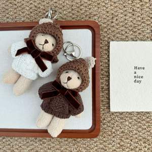 Korean Dongdaemun Wool Crochet <b>Cute</b> Cartoon <b>Bear</b> Pendant Keychain Lightweight Couple Gift with Bag Pendant - Product Image 1