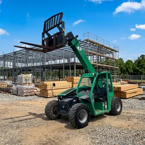 Chariot télescopique tout-terrain 4x4 diesel de 2,5 tonnes avec flèche télescopique de 6550 mm et pneus pleins pour l'agriculture et la construction - Product Image 1