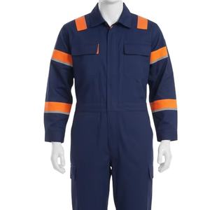 Combinaison pour hommes à manches courtes, en tissu mélangé, avec fermeture éclair et poches - Product Image 1