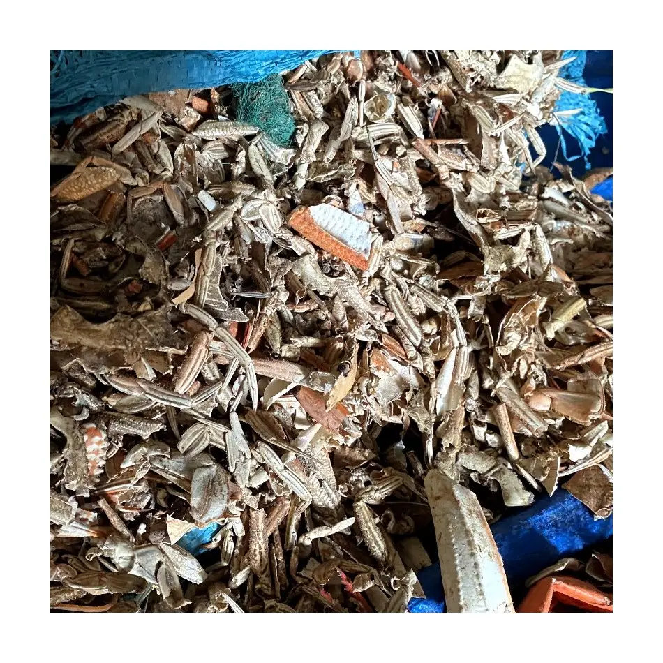天然ベトナム乾燥カニ殻肥料キチンキトサン抽出物高品質の太陽光乾燥処理