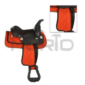 Le jeu de punaises de cheval d'endurance de course de baril occidental synthétique rouge de haute qualité comprend une selle de cheval en cuir véritable de la meilleure qualité - Product Image 4