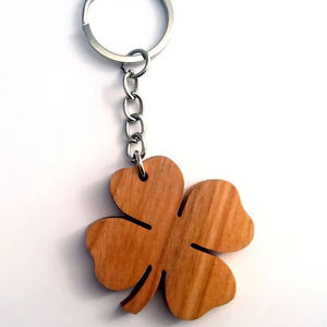 Llaveros de madera de alta calidad al por mayor: en blanco y listo para su logotipo de marca grabado personalizado - Product Image 1