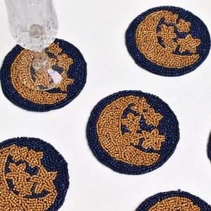 Sous-verre perlé en forme de lune Tapis de boisson élégants au design fait à la main pour la maison Table à manger Thé Café Porte-gobelet Fournisseur en gros - Product Image 4