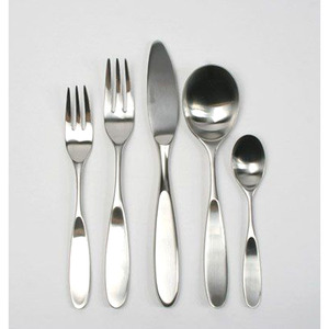 Ensemble de couverts de style occidental à poignée faite main en acier inoxydable poli argent plat pour la maison mariage hôtel - Product Image 3