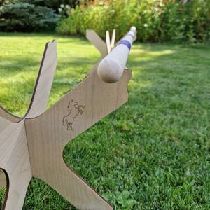 Set de Salto de Obstáculos Ajustable para Caballos de Juguete con 2 Obstáculos de Madera, Equipo de Entrenamiento de Cavaletti de Pino de 110 cm para Práctica al Aire Libre - Product Image 4