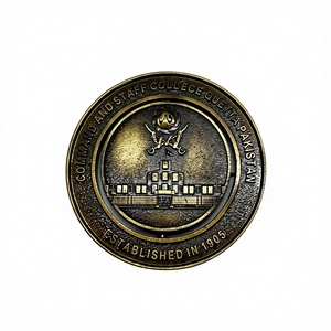 Moneda Doble de Metal con Relieve 3D para Adultos - Product Image 1