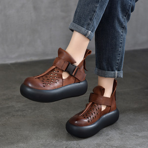 Bottes au-dessus du genou pour femmes, design intemporel, talon plat, essentielles au quotidien, tendance, chaussures à talon épais avant-gardistes - Product Image 1