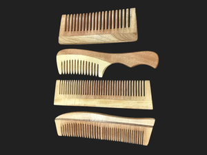 Peigne artisanal écologique en bois de neem |   Peigne à dents larges antistatique en bois - Brosse à cheveux - Outil de coiffure Saniya Handicraft - Product Image 5