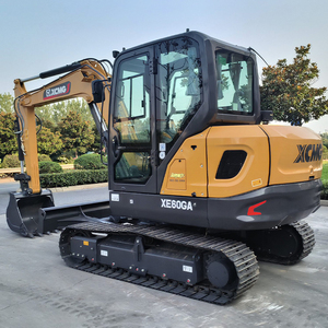Mini-excavatrice sur chenilles, pese 6 tonnes en état de marche, excavatrice compacte pour la construction, l'agriculture et l'aménagement paysager - Product Image 1