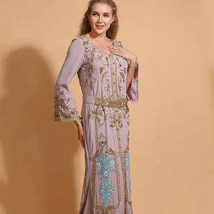 Robe caftan marocaine de luxe brodée de fleurs, décontractée, en modal, longueur cheville, pour les mariages - Product Image 1