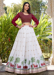 Lehenga Semi-Cosida de Georgette Sintética con Bordado de Lentejuelas, Blusa con Trabajo de Foil y Dupatta, Elegante para Bodas, Fiestas y Festividades - Product Image 5