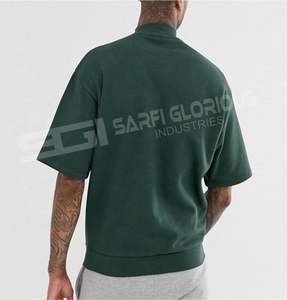 T-shirt d'entraînement avec logo personnalisé pour hommes, vêtements de sport de fitness respirants et anti-rides avec motif solide et col rond sérigraphié - Product Image 3