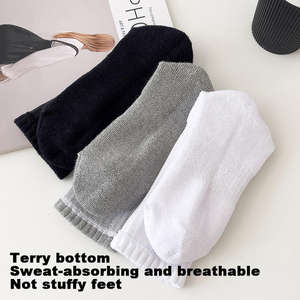 Calcetines de compresión térmica para correr para hombre, cómodos para deportes al aire libre y aventuras de invierno - Product Image 5