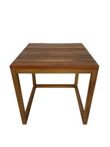 Mesa Pequeña Cuadrada, Totalmente de Madera Maciza, Desarmable - Product Image 1