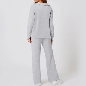 ชุดออกกำลังกาย2ชิ้นสำหรับผู้หญิงเสื้อแขนยาวแบบสวมหัวมีกระดุมข้อมือกางเกงออกกำลังกายฟิตเนสวิ่งโลโก้ออกแบบได้ตามต้องการ - Product Image 4