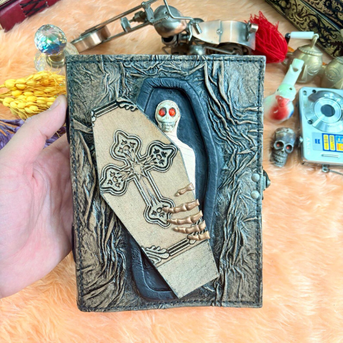 สีน้ำตาล