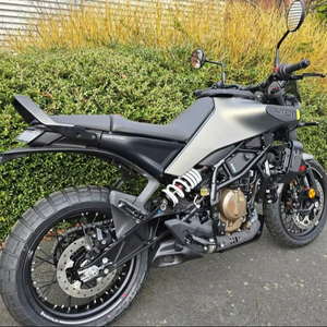 Motocyclettes Svartpilen 401 Xring Euro 5 398cc neuves 20256 en vente et prêtes à l'exportation |   Ventes automobiles - Product Image 4