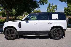 Land Rover Defender 110 V8 essence 2023, faible kilométrage - Product Image 6