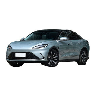 Voiture électrique d'occasion rapide et intelligente 2023 de haute qualité avec autonomie de 201-300 km, moteur 120 kW et batterie 50-70 kWh - Product Image 1