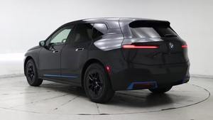 BMW iX xDrive50 2024 Seminuevo en Excelentes Condiciones - Product Image 5