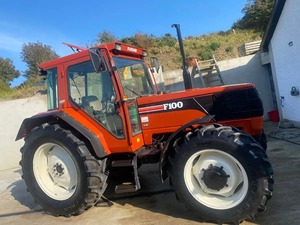 Fiat F100, a été importé d'Australie a de nouveaux pneus tout rond avec plus de taille sur le dos a été peint - Product Image 6