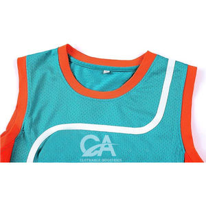 Cómodo 2025 Material de poliéster Tela suave Último diseño Ropa deportiva ligera Uniforme de baloncesto en diferentes colores - Product Image 3