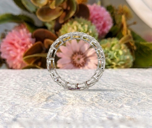 Anillo de Eternidad con Diamantes Cultivados en Laboratorio, Corte Marquesa de 1.20 Ct, Oro Blanco Sólido de 14K, Certificado IGI, Joyería de Lujo, Lurba Jewels - Product Image 2
