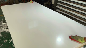 Madera contrachapada de núcleo combinado de melamina resistente al agua personalizada de fábrica de emisión de formaldehído E1 ecológica de estilo moderno - Product Image 5