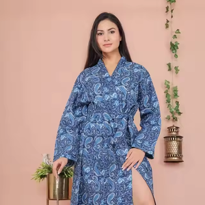 Albornoz largo de lana para mujer, diseño de Bata de noche de gran tamaño de tela suave, perfecto para ropa de dormir cómoda y ropa de salón para el hogar - Product Image 1