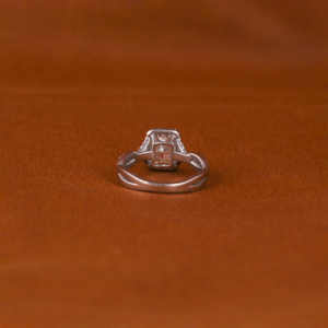 Radiant Cut Lab Créé Diamant Halo Cluster Réglage Bague de Fiançailles 18KT Plaqué Or Massif Style À La Mode Diamant Sans Conflit - Product Image 4