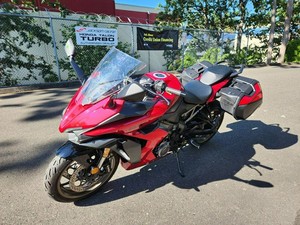 ซื้อเลยตอนนี้ ซูซูกิ GSX-S 1000GT Plus ปี 2024 มอเตอร์ไซค์รุ่นใหม่สำหรับขาย พร้อมการรับประกัน - Product Image 1