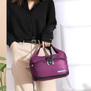 Bolso Mensajero Ligero Estilo Vintage Wayfarer con Logotipo Personalizado, Patrón Geométrico y Decoración de Estilo Nacional - Product Image 5