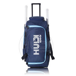 Bolsa de kit de cricket con paneles de ventilación y base reforzada Bolsa de equipo de cricket ligera con asas fáciles de llevar - Product Image 5