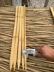 Estaca de Bambú Ecológica de 1 Metro para Jardinería, Agricultura y Soporte de Plantas - Product Image 3