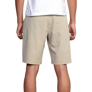 Pantalones cortos de malla de sublimación de secado rápido para hombre de alta calidad, logotipo personalizado con estampado de flores, bolsillos de tela de lona entrepierna de 5 pulgadas - Product Image 3