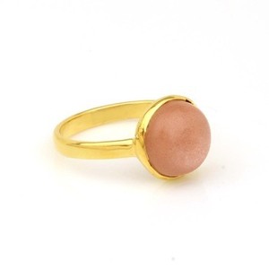 เครื่องประดับทำด้วยมืออย่างดีสำหรับผู้หญิง925แท้โรสโกลด์10มม. แหวนกรอบที่ทำจากหินมูนสโตนสีพีชธรรมชาติ - Product Image 4