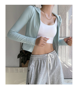Offre Spéciale vêtements pour femmes à manches longues veste de gymnastique femmes séchage rapide fermeture éclair couleur unie entraînement course à capuche sport Fitness haut - Product Image 5