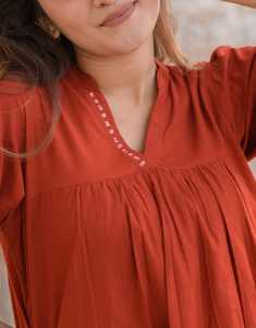 Conjunto de traje de noche de fabricante indio de último diseño de la mejor calidad para viajes, Kurti corto con plaza larga para ropa de mujer y Niña - Product Image 5