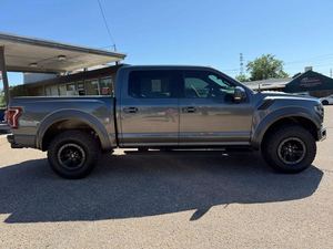2018 Ford 2017 Raptor SuperCrew 4WD camioneta caja de cambios automática asientos de cuero cámara trasera aleación portaequipajes tamaño R17 neumáticos - Product Image 3