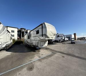 Usado, 2022, K-e-y-s-t-o-n-e M-o-n-t-a-n-a 3791RD, listo para vender - Product Image 1