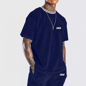 Survêtement personnalisé en velours lourd pour femme, ensemble sweat-shirt à capuche avec fermeture à glissière en velours et motif solide - Product Image 5