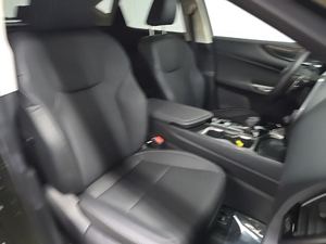 2025 NX 350 PREMIUM AWD SUV FAIBLE KILOMÉTRAGE MOTEUR EN BON ÉTAT TRANSMISSION AUTOMATIQUE 8 VITESSES 275 PRÊT À EXPÉDIER - Product Image 4