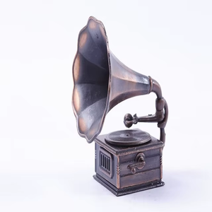 Artículo de decoración del hogar de latón de gramófono hecho a mano, modelo de cristal pulido con regalo de impresión UV para el hogar - Product Image 5