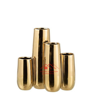 แจกันตกแต่งโต๊ะทำจากโลหะสมัยใหม่หลากหลายชนิดสำหรับตกแต่งบ้าน - Product Image 2