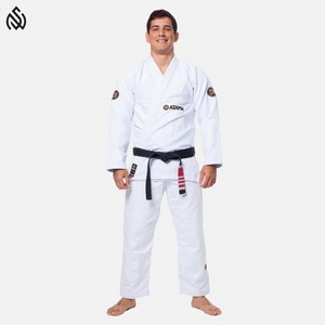 ชุดกิโมโน Jiu Jitsu น้ำหนักเบาสำหรับผู้ใหญ่สีพื้นชุดบริการ OEM - Product Image 1