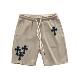 กางเกงขาสั้นสำหรับผู้ชายกางเกงขาสั้นสำหรับใส่ได้ทั้งชายและหญิงกางเกงขาสั้นแนวสตรีทโลโก้แบบกำหนดเองสีใหม่ - Product Image 1