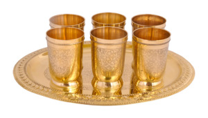 ถาดเสิร์ฟทองเหลืองตกแต่งสำหรับงานแต่งงานถาดทองเหลืองทรงกลม - Product Image 2