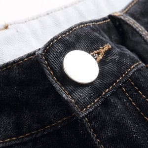 กางเกงขาสั้นผ้ายีนส์สำหรับผู้ชายกางเกงขาสั้นผ้ายีนส์หลากสีและขนาดใหญ่พิเศษดีไซน์ใหม่ - Product Image 3